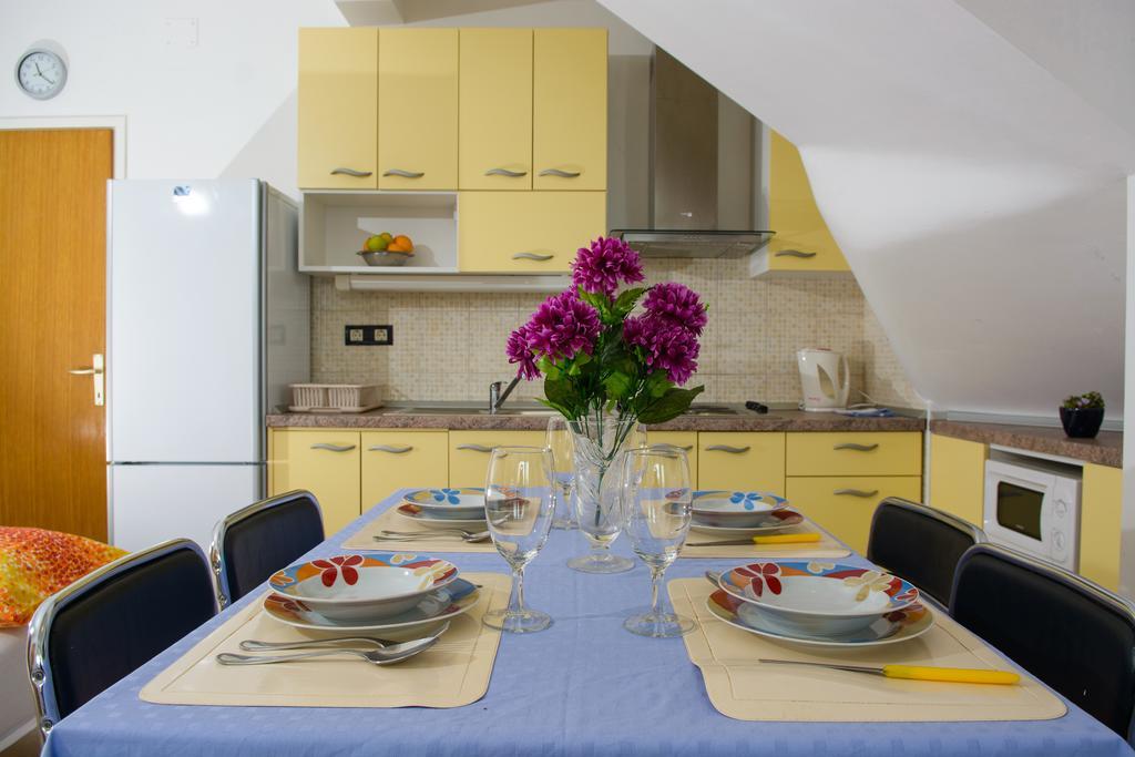 Apartments Jerkunica Rogoznica  Habitación foto